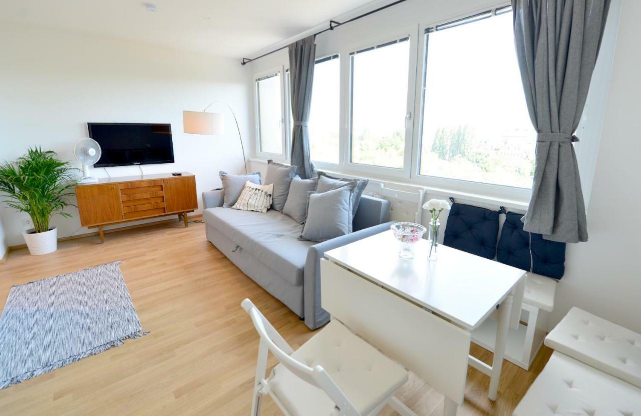 Erdberger Laende Appartement Wenen Buitenkant foto