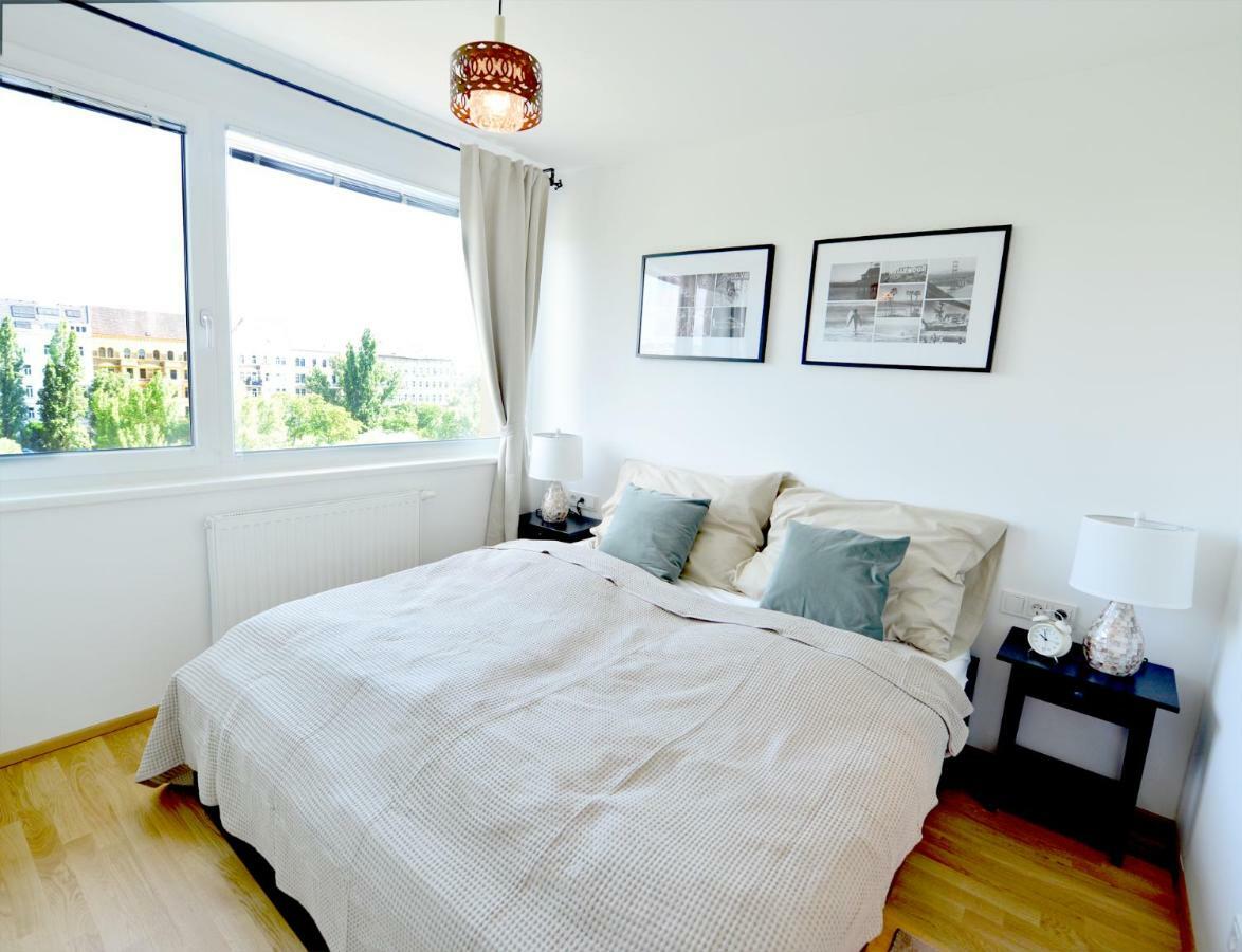 Erdberger Laende Appartement Wenen Buitenkant foto